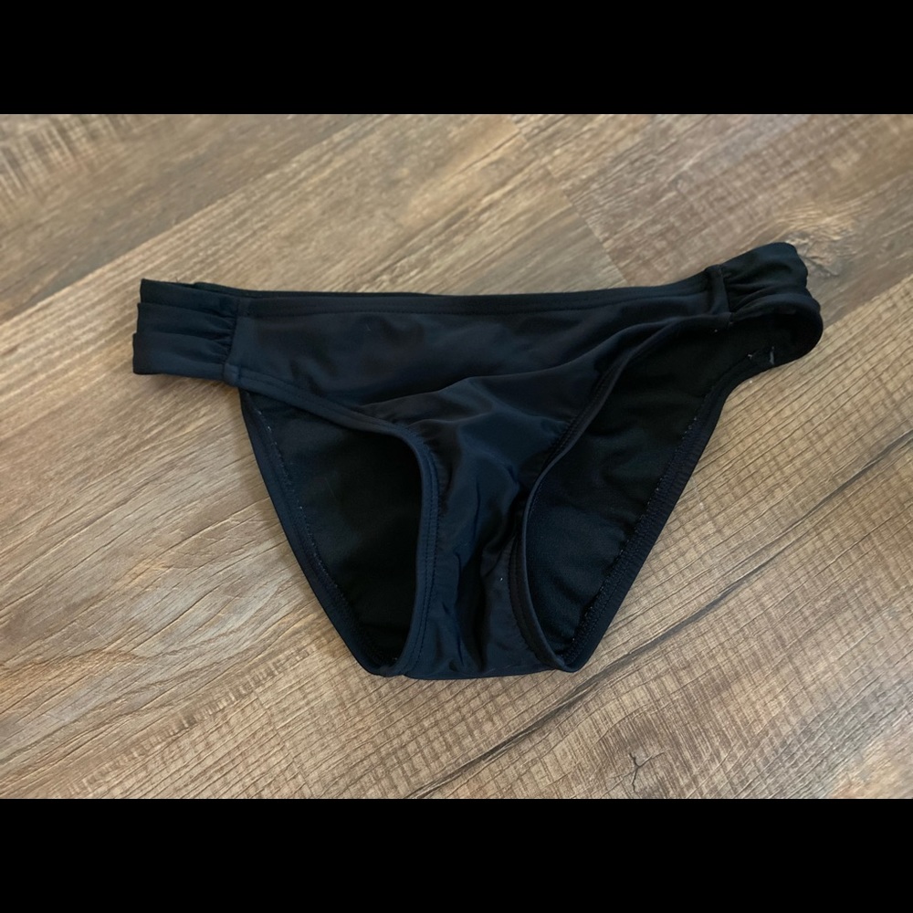 BETHANY MOTA SWIMSUIT BOTTOMS!